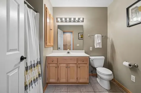2478 Timber Court E Maplewood MN 55119