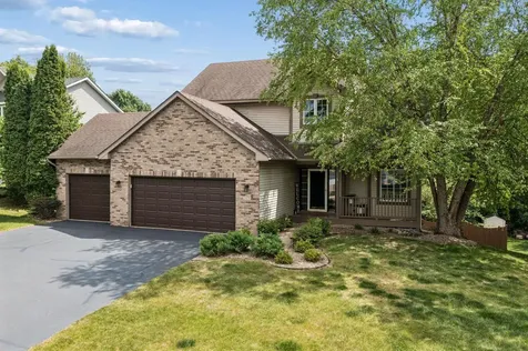 2478 Timber Court E Maplewood MN 55119
