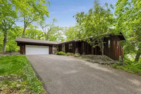 1 Snowy Owl Lane North Oaks MN 55127