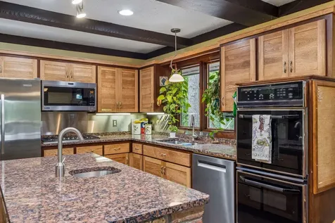 1 Snowy Owl Lane North Oaks MN 55127