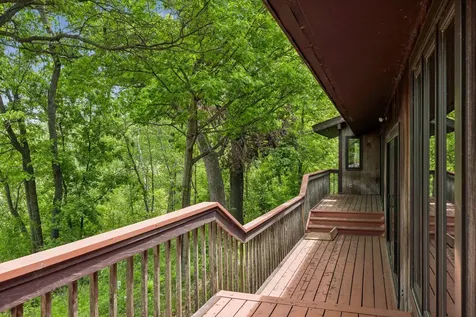 1 Snowy Owl Lane North Oaks MN 55127