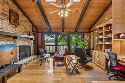 1 Snowy Owl Lane North Oaks MN 55127