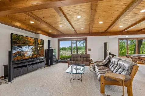 1 Snowy Owl Lane North Oaks MN 55127