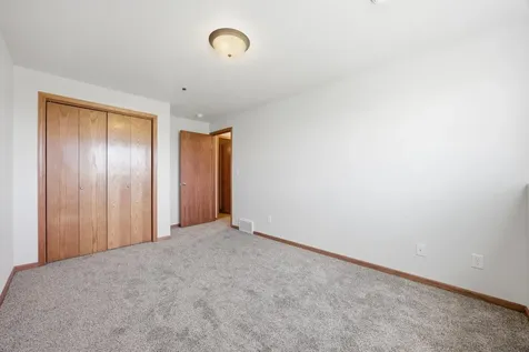 1322 Westport Beach Way West Fargo ND 58078
