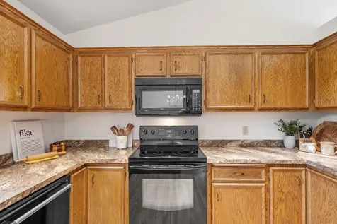 8461 Vagabond Lane N Maple Grove MN 55311