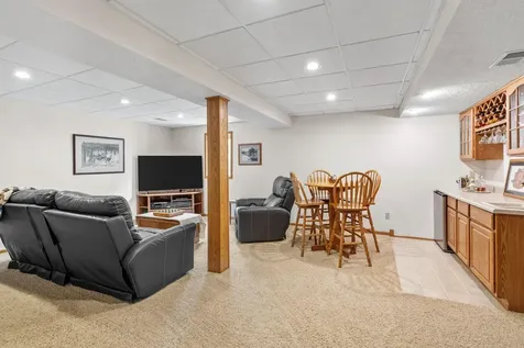 8461 Vagabond Lane N Maple Grove MN 55311
