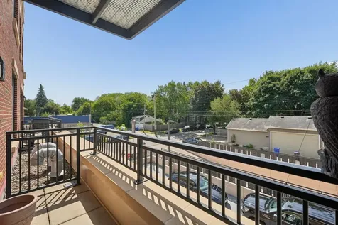 1060 Grand Avenue Saint Paul MN 55105