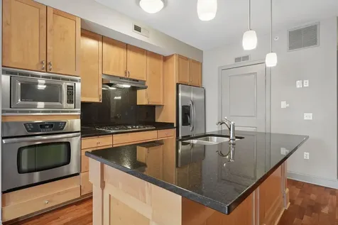 1060 Grand Avenue Saint Paul MN 55105
