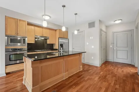 1060 Grand Avenue Saint Paul MN 55105