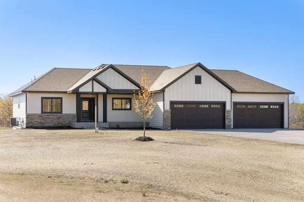 12901 295th Avenue NW Princeton MN 55371