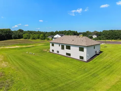 12901 295th Avenue NW Princeton MN 55371