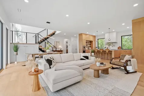 6200 Cardinal Avenue Excelsior MN 55331