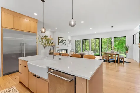 6200 Cardinal Avenue Excelsior MN 55331