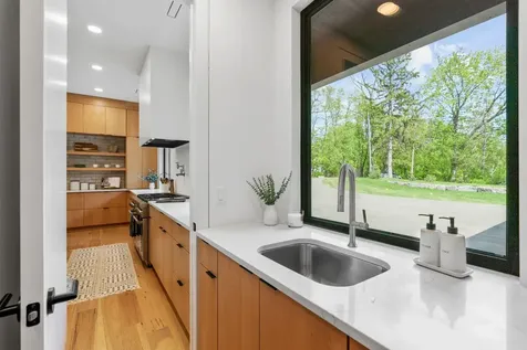 6200 Cardinal Avenue Excelsior MN 55331