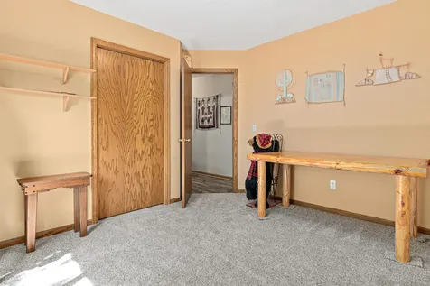 16608 Imperial Way Lakeville MN 55044