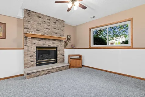 16608 Imperial Way Lakeville MN 55044