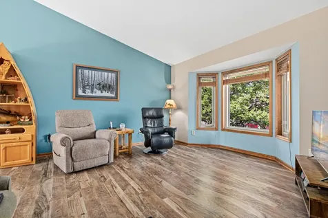 16608 Imperial Way Lakeville MN 55044
