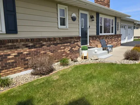 800 Willow Springs Road Detroit Lakes MN 56501