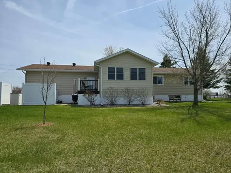 800 Willow Springs Road Detroit Lakes MN 56501