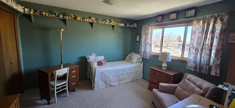 1402 E Gateway Circle S Fargo ND 58103