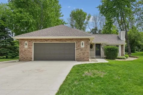 20524 Javelin Circle Lakeville MN 55044