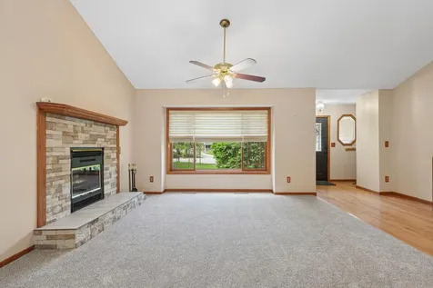 20524 Javelin Circle Lakeville MN 55044