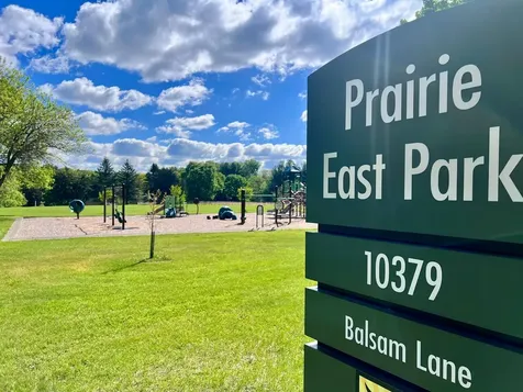 9933 Old Wagon Trail Eden Prairie MN 55347