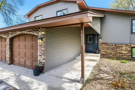 10855 Avocet Street NW Coon Rapids MN 55433