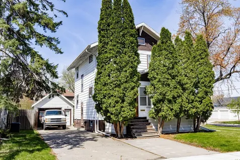 618 Oak Street N Fargo ND 58102