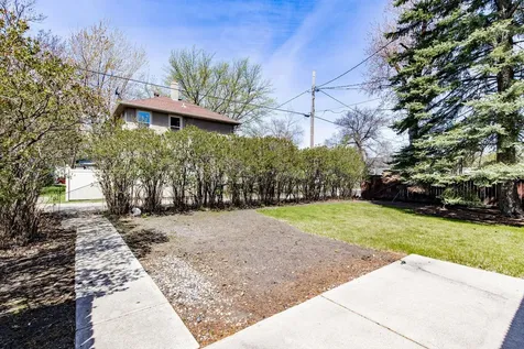 618 Oak Street N Fargo ND 58102