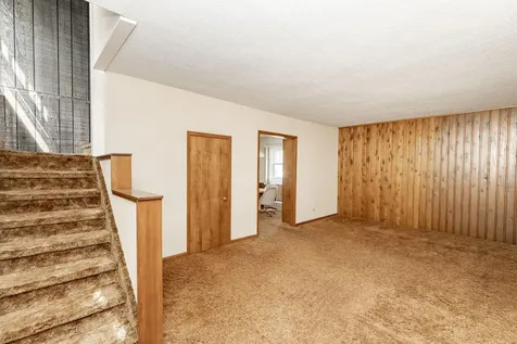 618 Oak Street N Fargo ND 58102