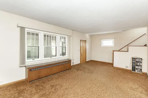 618 Oak Street N Fargo ND 58102