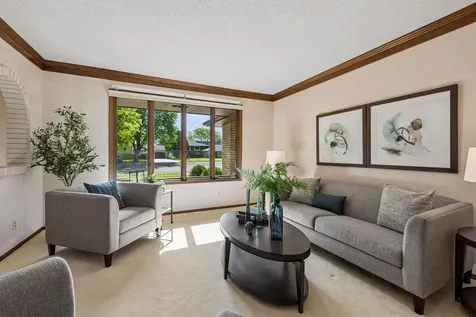 9572 Morris Circle Bloomington MN 55437