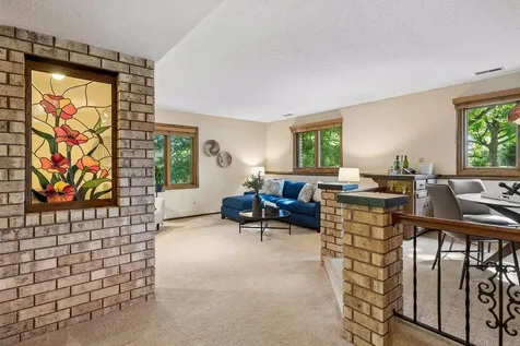 9572 Morris Circle Bloomington MN 55437