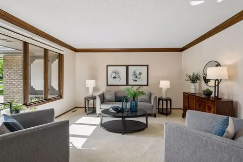 9572 Morris Circle Bloomington MN 55437