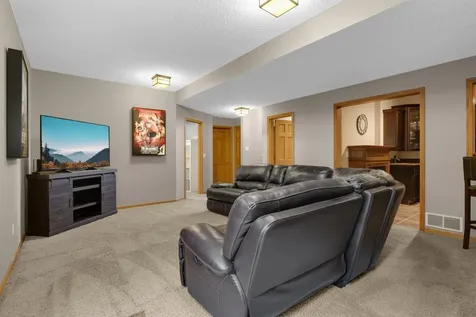 16098 Kennard Court Lakeville MN 55044
