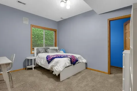 16098 Kennard Court Lakeville MN 55044