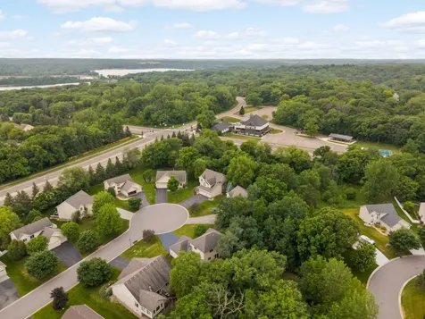 16098 Kennard Court Lakeville MN 55044