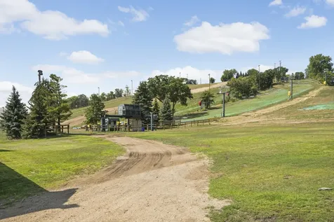 16098 Kennard Court Lakeville MN 55044