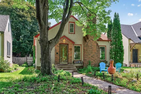 3342 Xerxes Avenue N Minneapolis MN 55412
