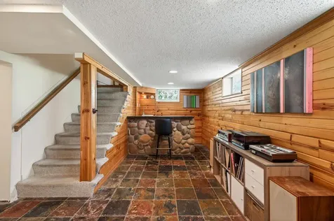 3342 Xerxes Avenue N Minneapolis MN 55412