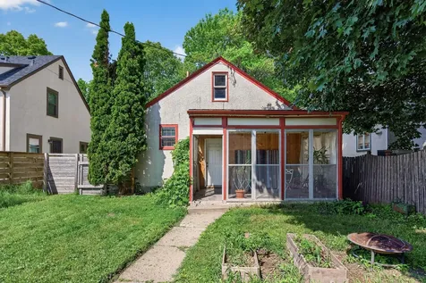 3342 Xerxes Avenue N Minneapolis MN 55412