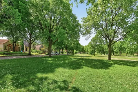 3342 Xerxes Avenue N Minneapolis MN 55412