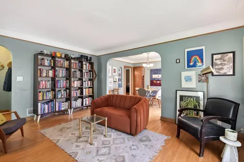 3342 Xerxes Avenue N Minneapolis MN 55412