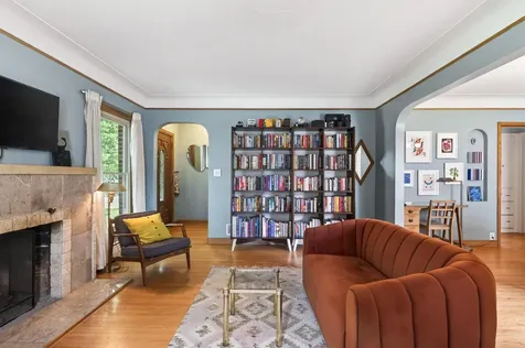 3342 Xerxes Avenue N Minneapolis MN 55412