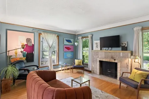 3342 Xerxes Avenue N Minneapolis MN 55412