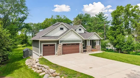 19 Westwood Road Minnetonka MN 55305