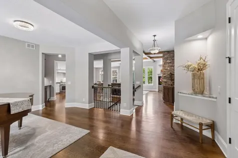 19 Westwood Road Minnetonka MN 55305