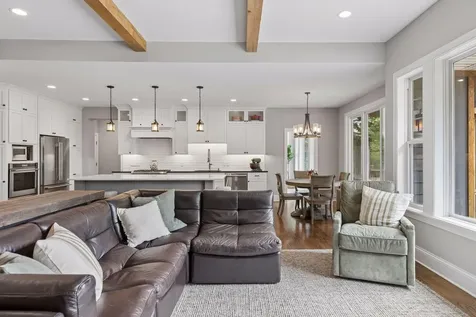 19 Westwood Road Minnetonka MN 55305