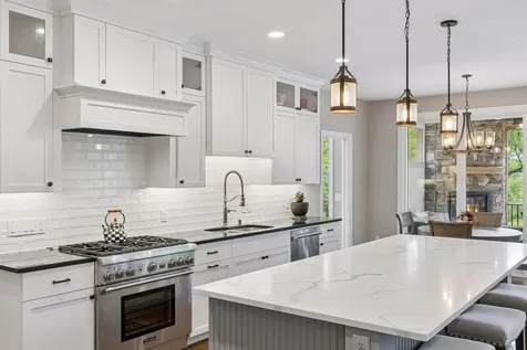 19 Westwood Road Minnetonka MN 55305
